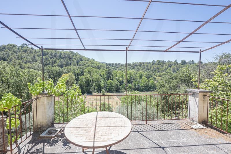 Magnifique propriété à rénover avec piscine à Ménerbes au coeur du Luberon ! (5)