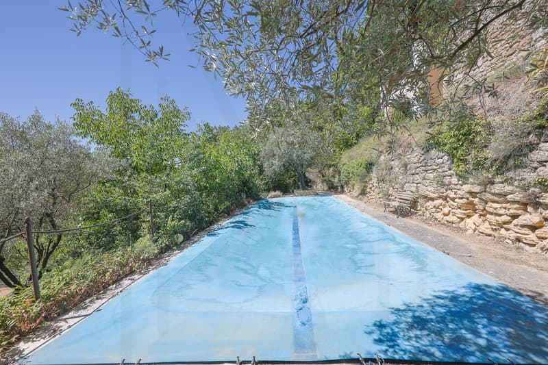 Magnifique propriété à rénover avec piscine à Ménerbes au coeur du Luberon ! (9)