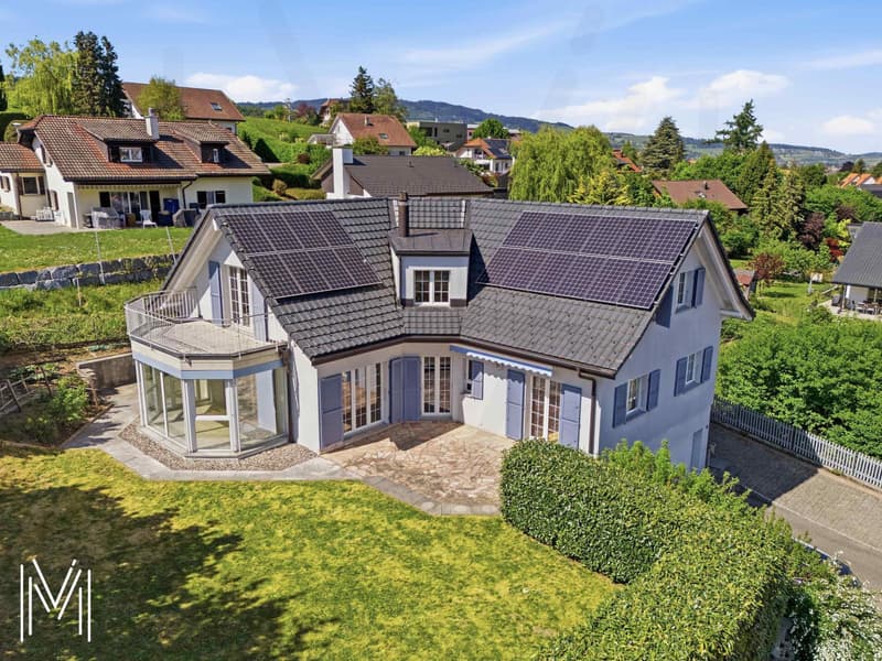 Villa d'exception de 6,5 pièces dans un quartier calme résidentiel avec vue exceptionnelle ! (1)