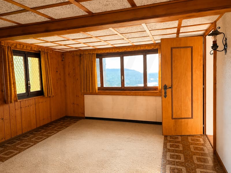 Chalet authentique avec vue imprenable sur le Lac de la Gruyère (12)