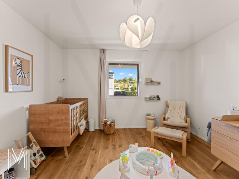 Magnifique appartement en attique de 5.5 pièces, avec vue et situation exceptionnelles à quelques minutes du centre-ville ! (9)