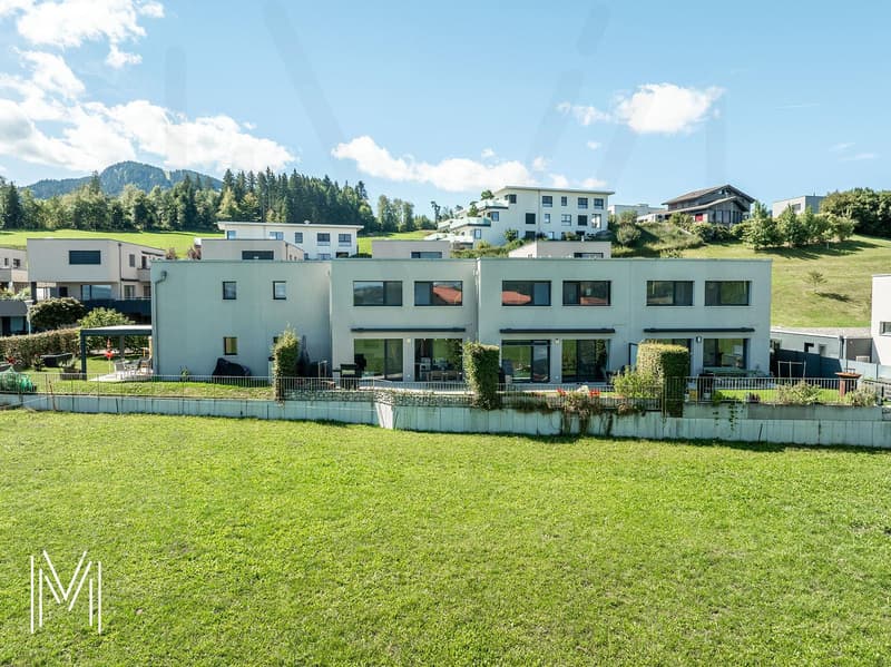 UNE VILLA CONTEMPORAINE de 4.5 pièces en bordure de zone agricole avec situation calme et exceptionnelle (12)