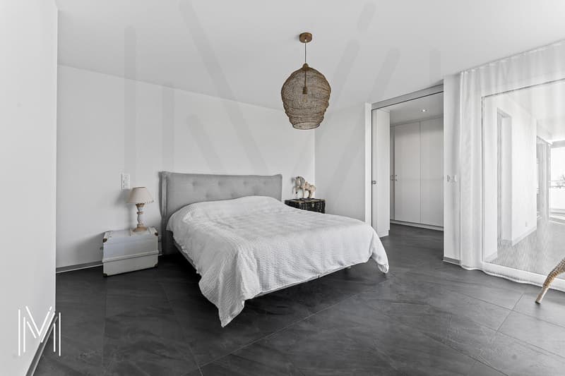PENTHOUSE D'EXCEPTION DE 7,5 PIÈCES EN DUPLEX - Entre ciel et terre ? Vue panoramique à 360 au coeur de Bulle (11)