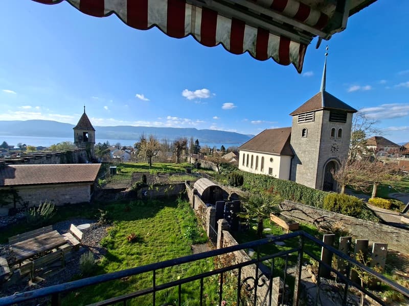 Appartement 2 pièces avec vue imprenable dans la vieille ville (4)
