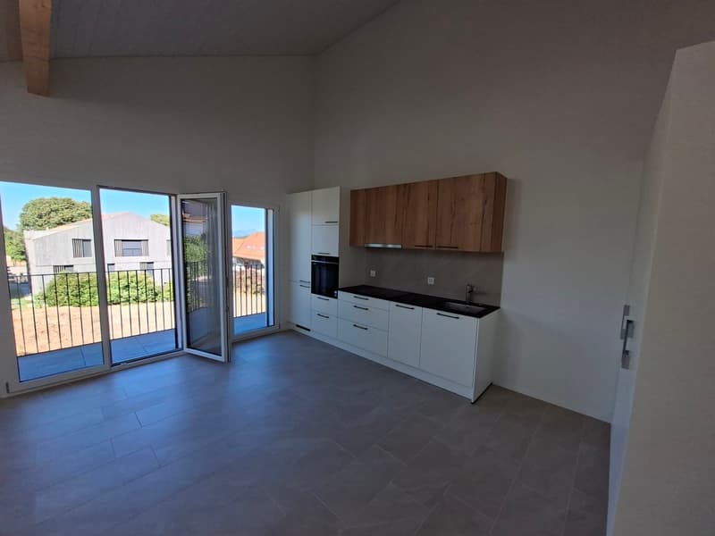 Grand studio dans un immeuble à deux pas de la gare (3)
