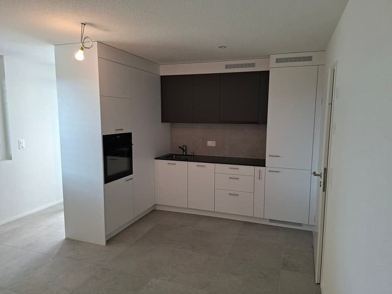Studio 35 m2 en sous-sol d'une villa (3)