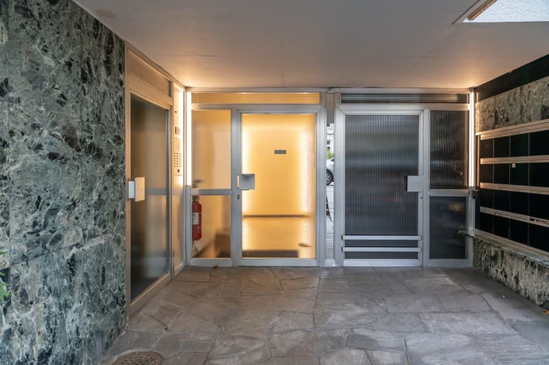 Stilvolle 3.5-Zimmerwohnung mit Balkon nähe Kannenfeldpark (11)