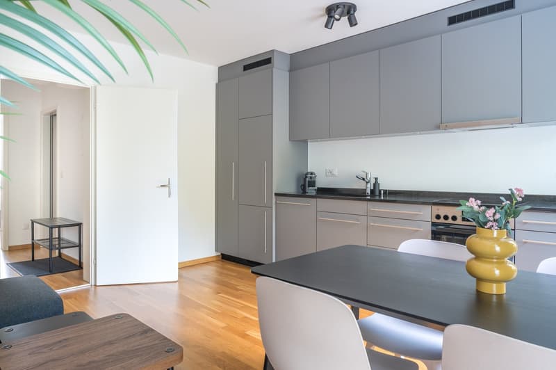 Stilvolle 3.5-Zimmerwohnung mit Balkon nähe Kannenfeldpark (4)