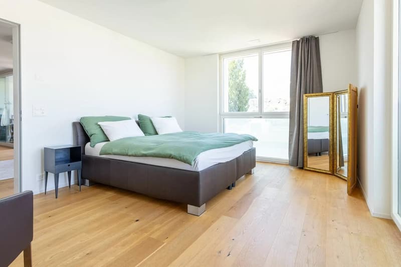 Möbliertes Wohnen mit Weitblick – Exklusive 3.5-Zimmer-Wohnung in Luzern (2)