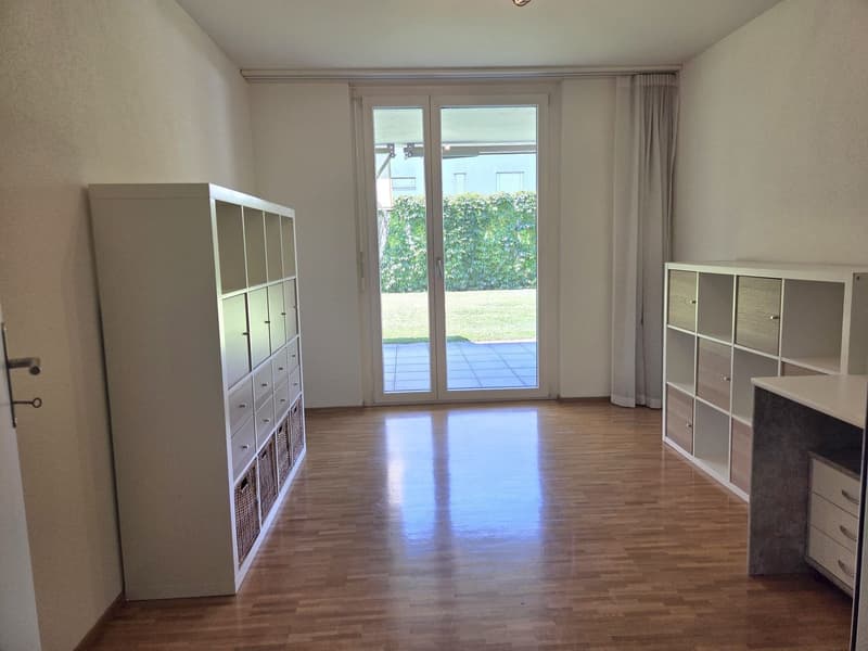 Furnished 3.5-Room Apartment with Private Garden in Rothenburg (9)