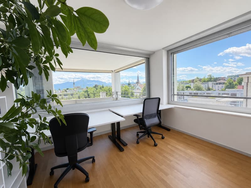 BEFRISTET: 21.08.2026 - 14.12.2026 / Stilvolle 3.5-Zimmer-Wohnung mit Loggia und Bergsicht in Cham (7)