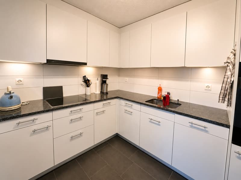 BEFRISTET: 01.10. - 31.12.2026: Möblierte 3.5-Zimmer-Wohnung mit Balkon in Risch-Rotkreuz (12)