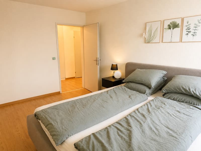 BEFRISTET: 01.10. - 31.12.2026: Möblierte 3.5-Zimmer-Wohnung mit Balkon in Risch-Rotkreuz (6)