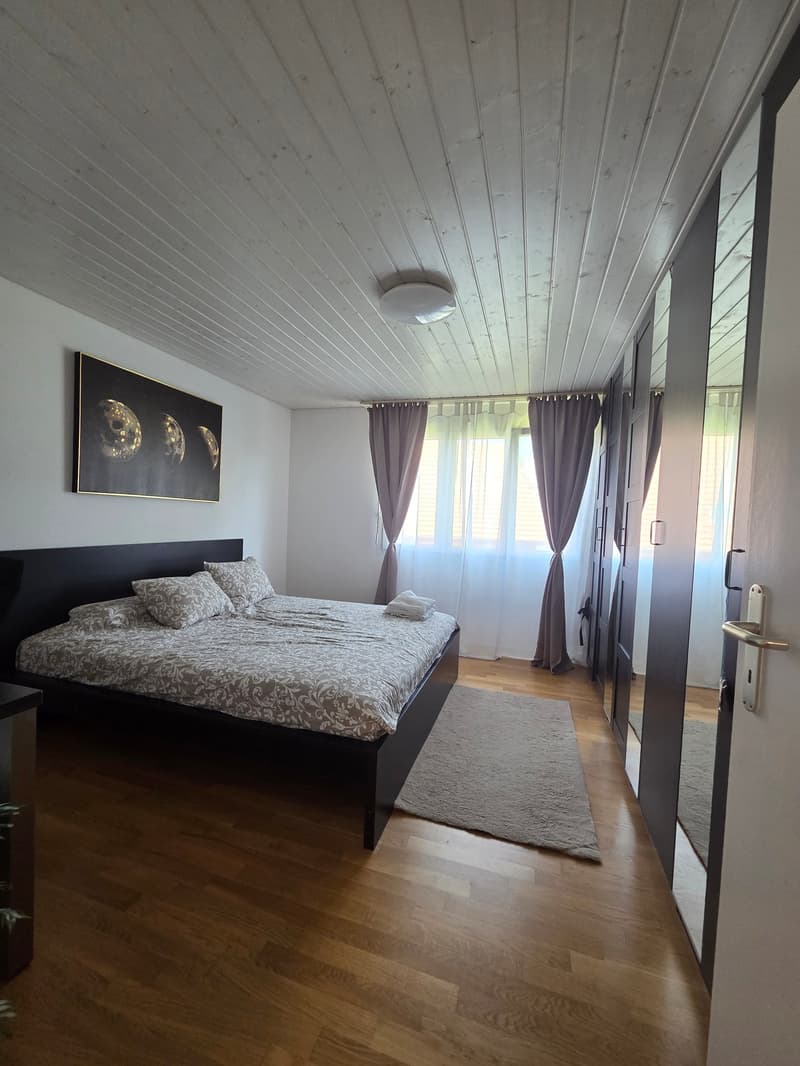 Helle 4.5-Zimmer-Wohnung mit Balkon und grossem Estrich (4)