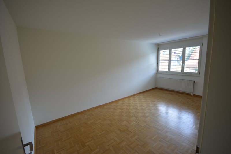 Gemütliche 2.5-Zimmer-Wohnung im Erdgeschoss mit Gartenistzplatz – sofort verfügbar! (6)