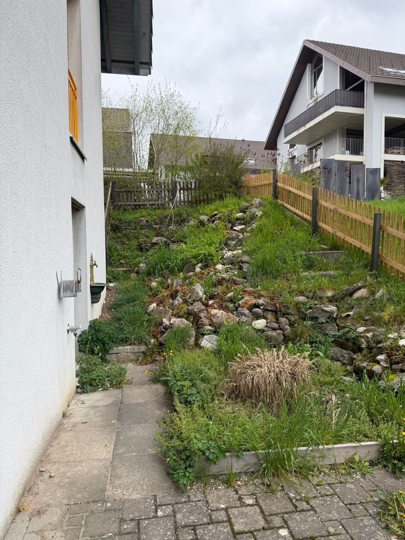 Helle 4-Zimmer-Wohnung mit Gartensitzplatz + Balkon (11)