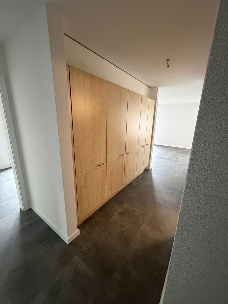 Helle 4-Zimmer-Wohnung mit Gartensitzplatz + Balkon (2)