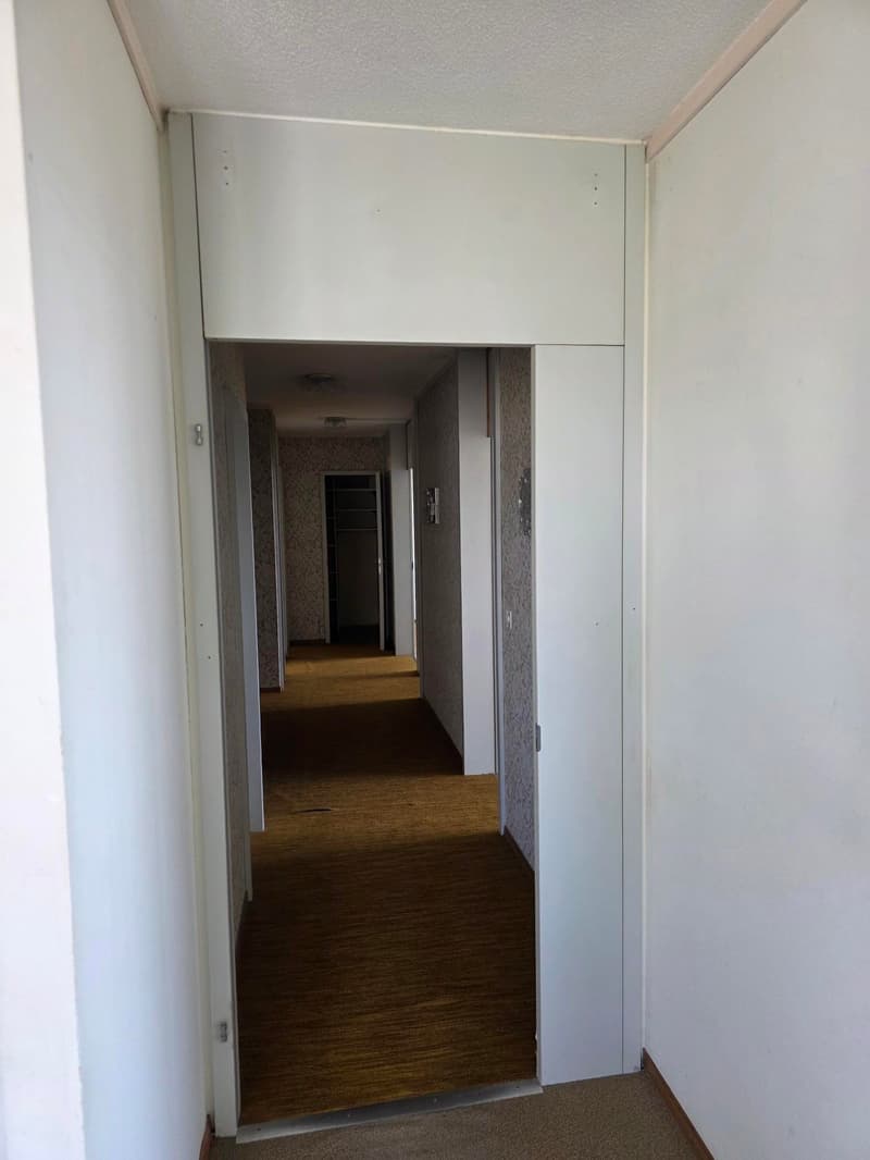 Sanierungsbedürftige 4-Zi-Wohnung im 16. Stock mit unschlagbarem Panorama (7)