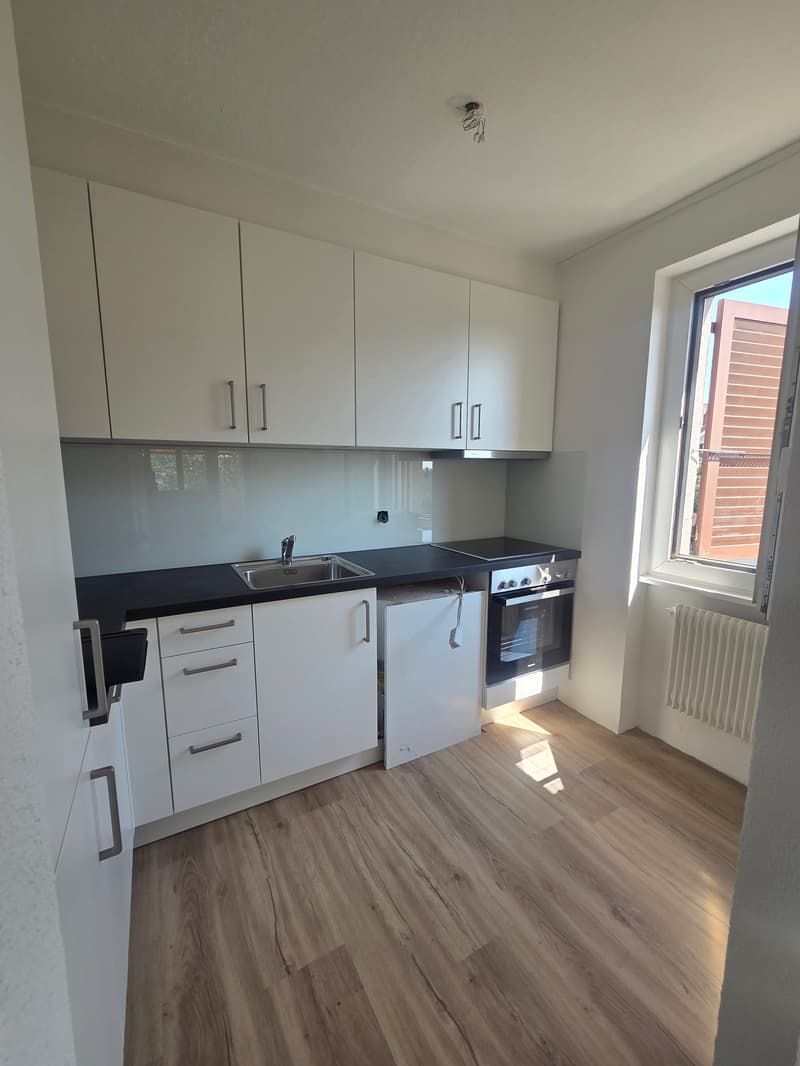 Vollständig sanierte 3-Zimmer-Wohnung mit Balkon und schöner Aussicht in Zollikofen (3)