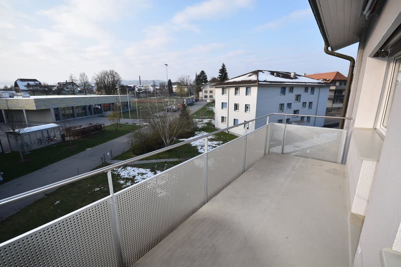 Helle 4-Zimmer-Wohnung mit Balkon in Hindelbank (7)