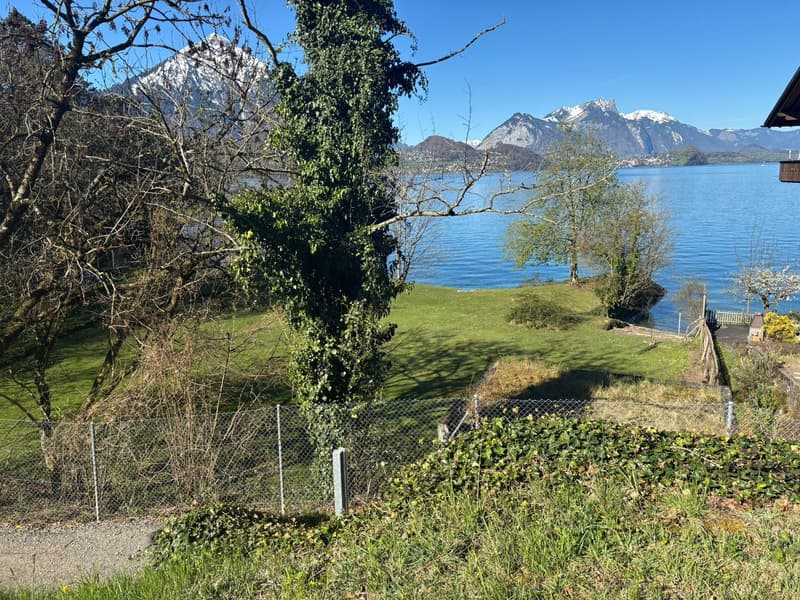 Erstvermietung am Thunersee: 4-Zimmer-Wohnung mit Seesicht, Balkon und Seezugang (7)