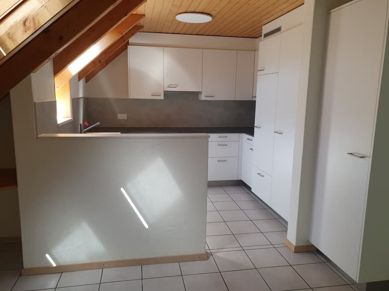 Charmant appartement duplex 4 pièces dans un quartier calme de Balsthal (8)