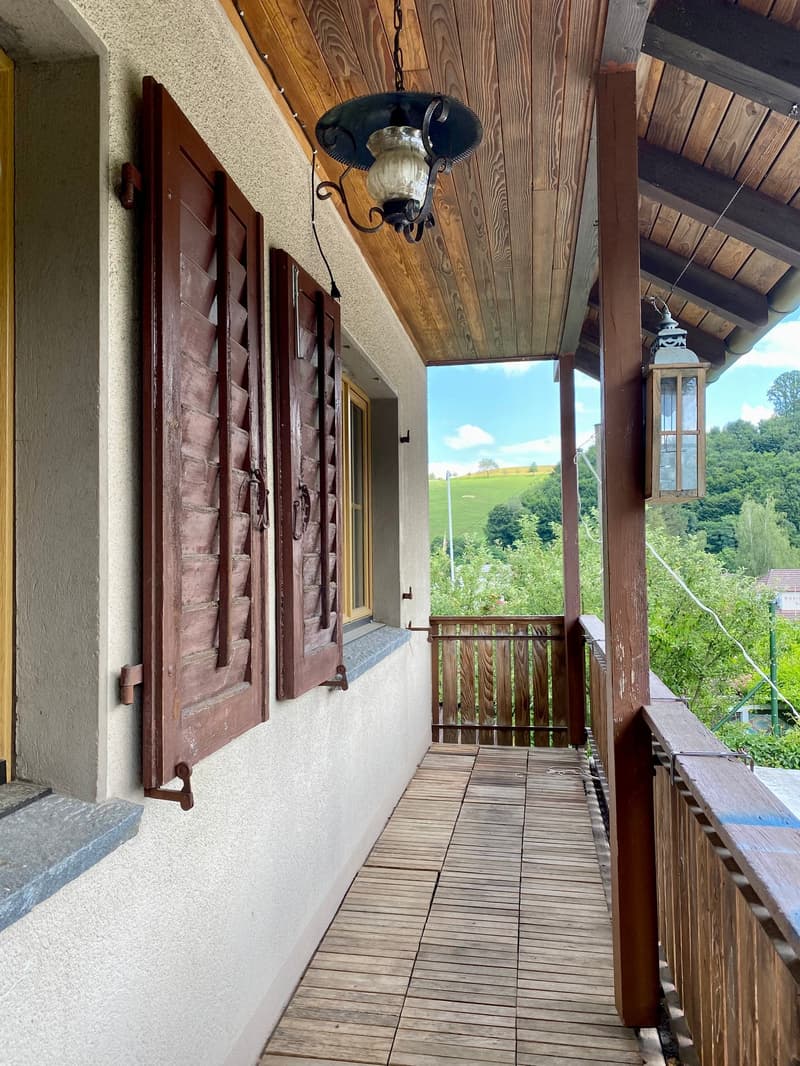 Grosszügige 6-Zimmer-Wohnung mit Garten und Balkon in Melchnau (11)