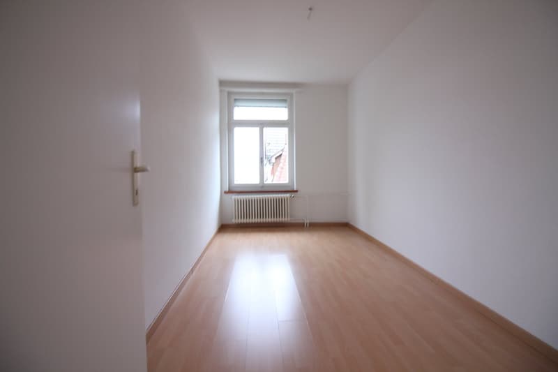 Günstige 4.5-Zimmerwohnung mit Balkon in St. Gallen-Neudorf (6)