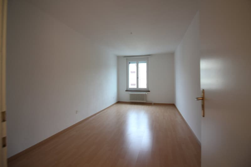 Günstige 4.5-Zimmerwohnung mit Balkon in St. Gallen-Neudorf (3)