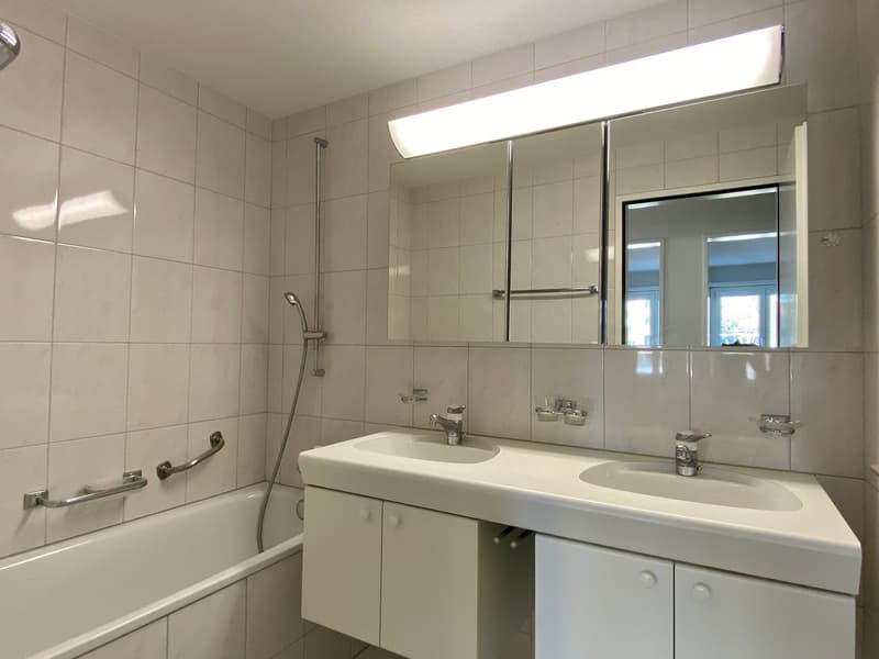 Günstige 4-Zimmerwohnung an attraktiver Wohnlage (6)
