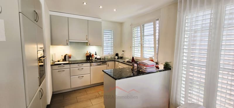 Grosszügige 4.5 Zimmer Wohnung (5)