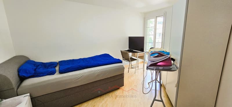 Grosszügige 4.5 Zimmer Wohnung (7)