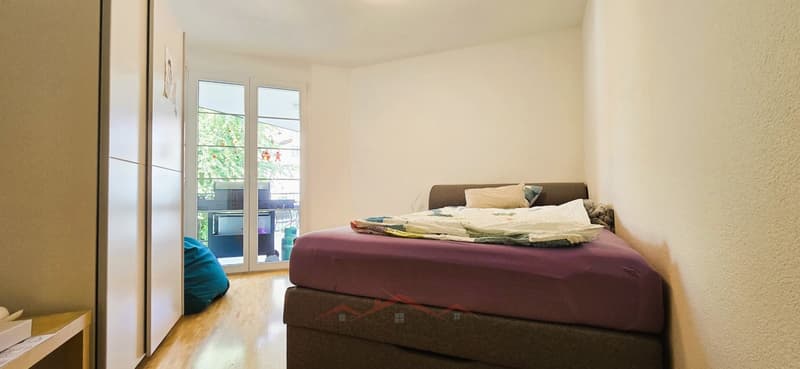 Grosszügige 4.5 Zimmer Wohnung (8)