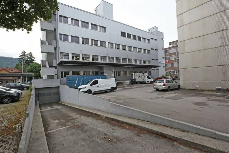 Grosszügige Lagerfläche in Köniz (6)