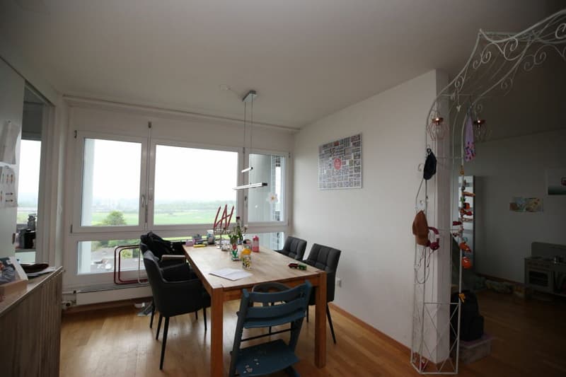 Teilsanierte Dachwohnung im 7. Obergeschoss in Ittigen (6)
