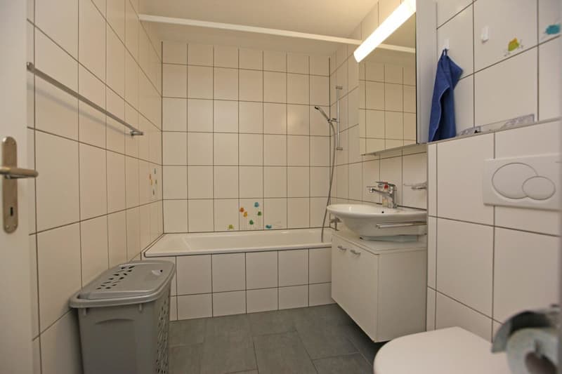 Gemütliche 2.5-Zimmerwohnung in Urtenen-Schönbühl (9)
