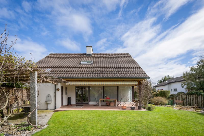 Wohnen mit Privatsphäre – gepflegtes Einfamilienhaus in Berg SG (3)