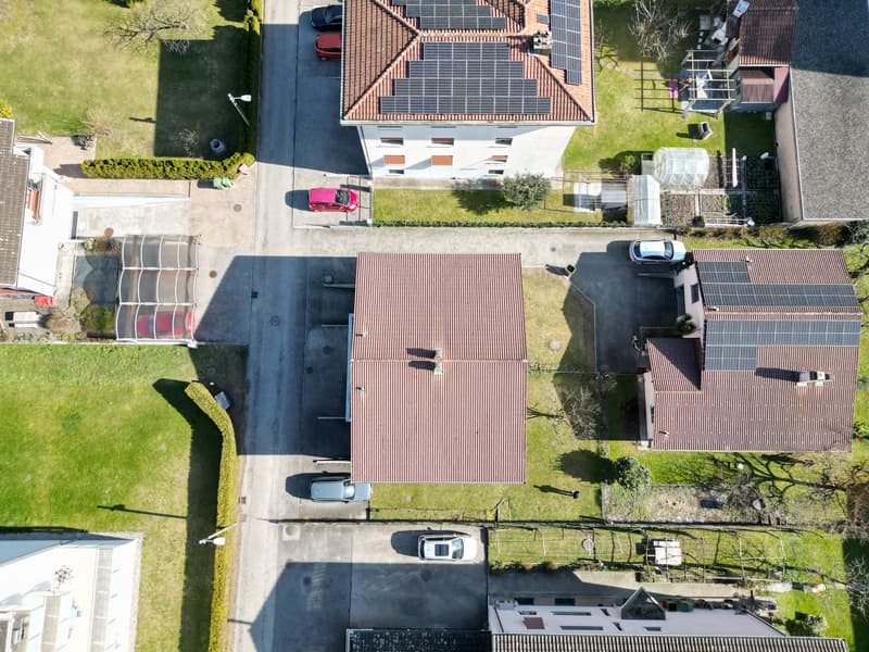 Villetta libera tre lati con terreno a Biasca (9)