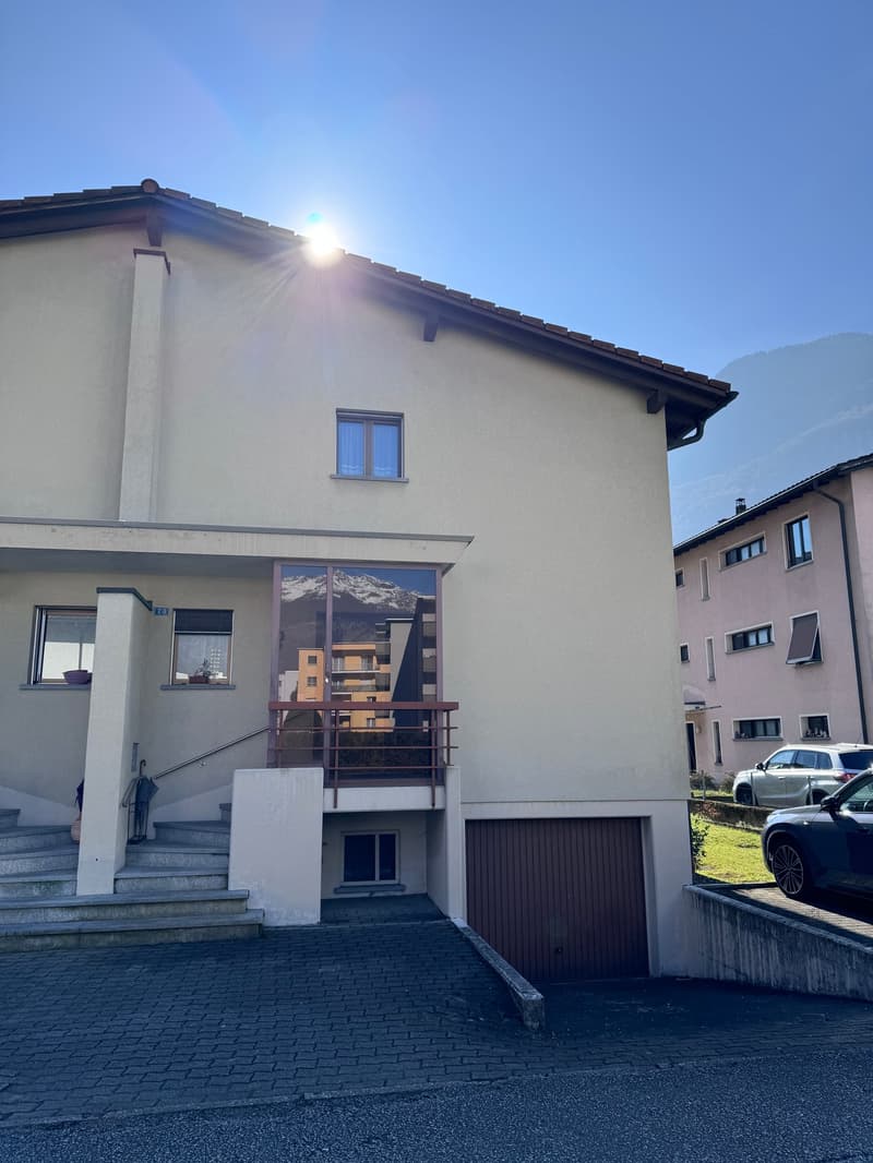 Villetta libera tre lati con terreno a Biasca (4)