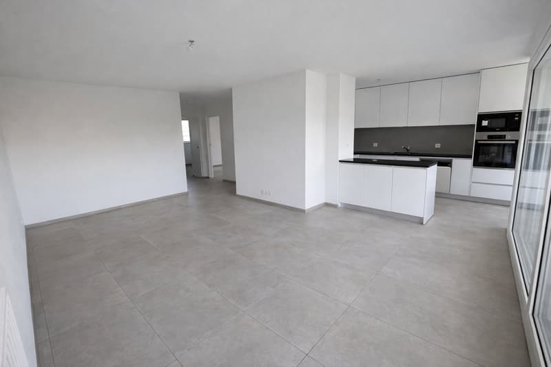 LIBRE DE SUITE - Appartement de 4.5 pces – 118 m² – Vue Moléson – Entièrement rénové (7)
