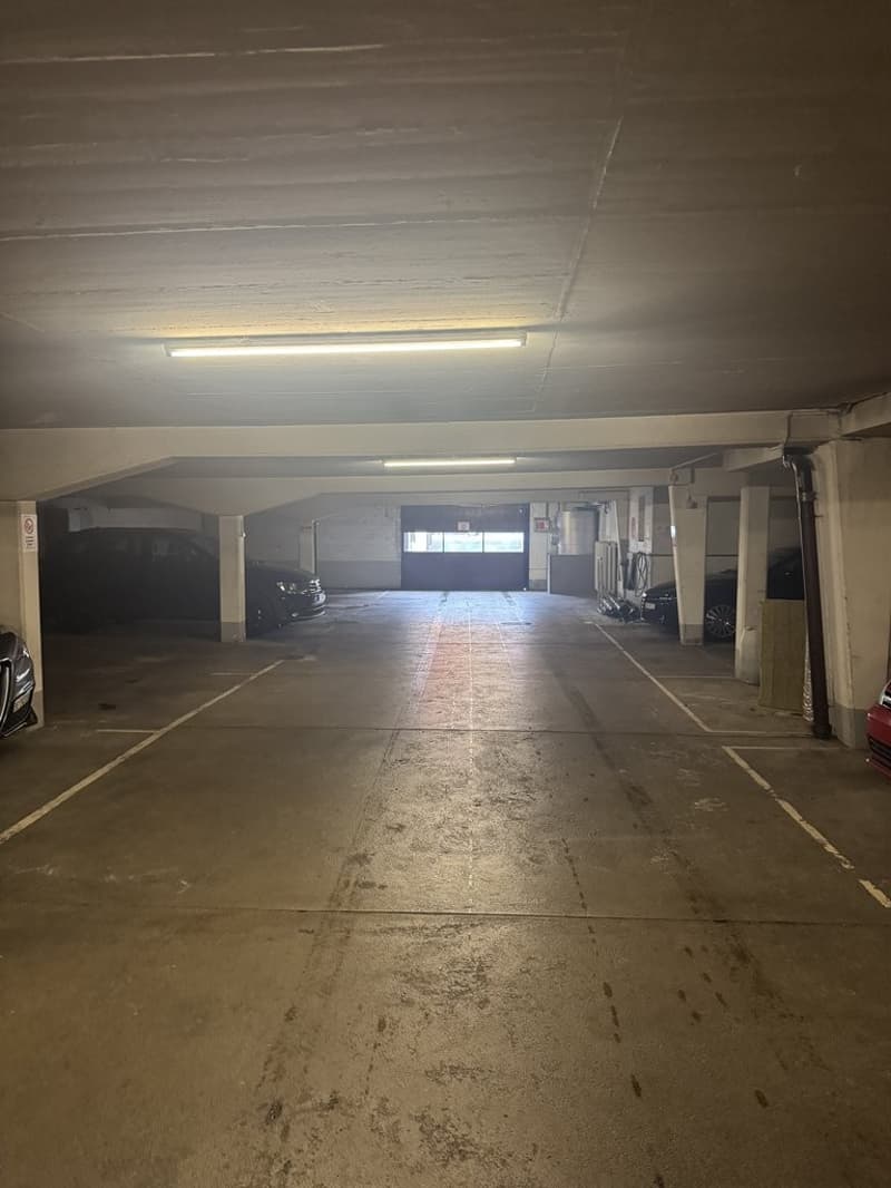 Einstellhalle