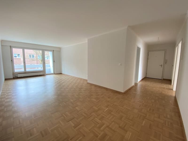 Wohnzimmer und Korridor