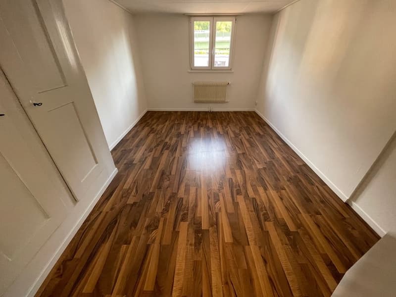 Kinderzimmer_Ankleide_Buero.jpg