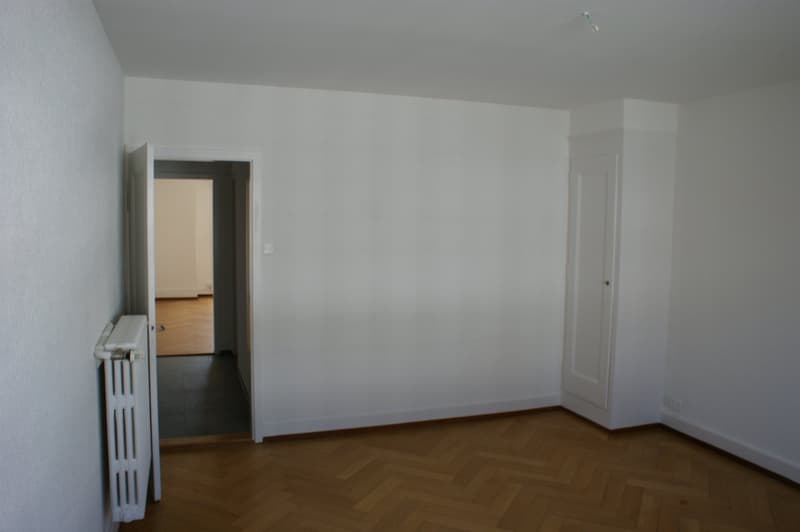 Moderne 3.5-Zimmer-Wohnung mit Balkon und schöner Aussicht in Bern (14)