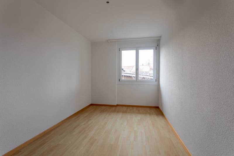 Charmante 3.5-Zimmer-Terrassenwohnung in Urtenen-Schönbühl (7)