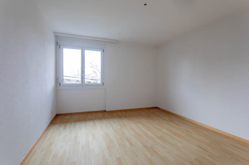 Charmante 3.5-Zimmer-Terrassenwohnung in Urtenen-Schönbühl (6)
