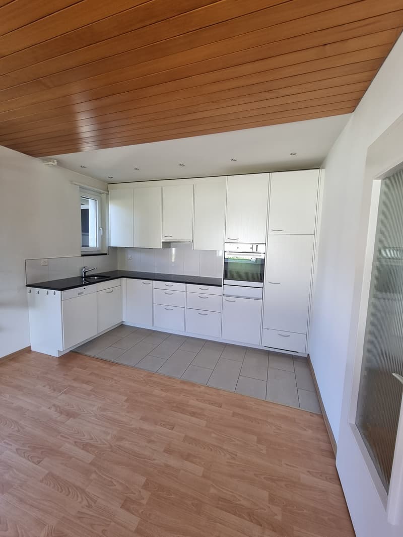 Charmante 3-Zimmer-Wohnung im ruhigen Kallnach (2)