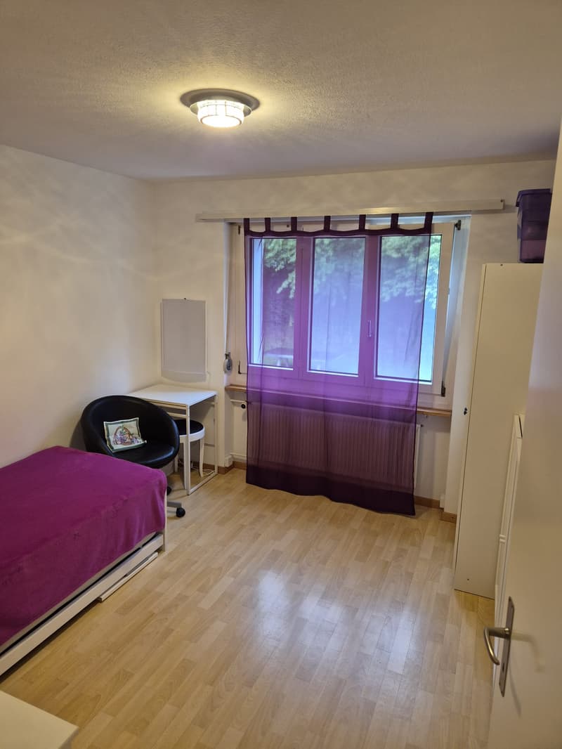 Familienfreundliche 4-Zimmer-Wohnung mit Balkon (6)