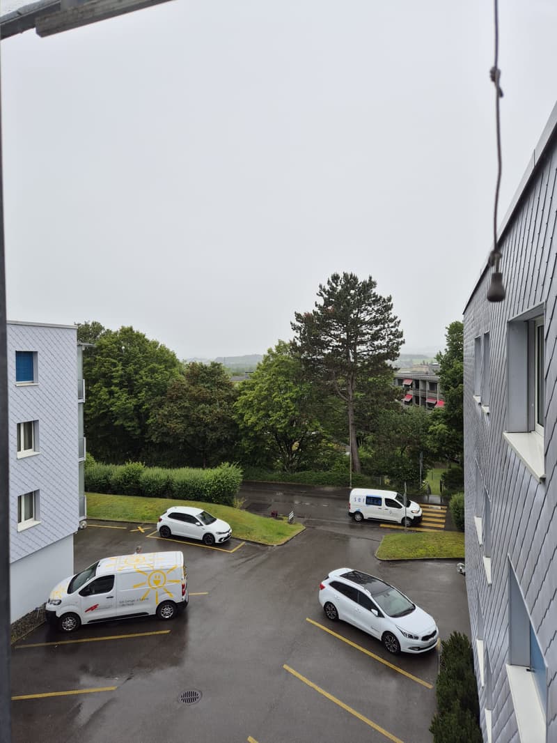 Familienfreundliche 4-Zimmer-Wohnung mit Balkon (17)