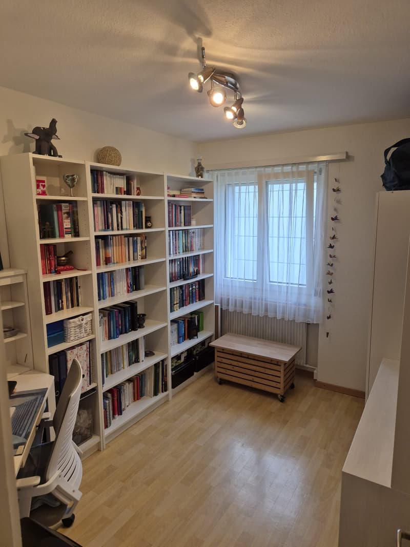 Familienfreundliche 4-Zimmer-Wohnung mit Balkon (13)